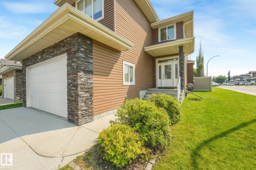 13525 162A Avenue Nw, Edmonton, AB - Outdoor