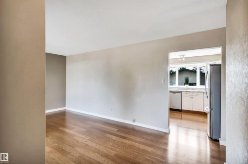 14928 69 Street Nw, Edmonton, AB - Indoor Photo Showing Other Room