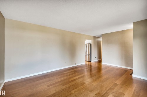 14928 69 Street Nw, Edmonton, AB - Indoor Photo Showing Other Room