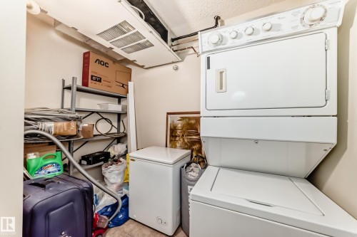 16311 95 Street Nw, Edmonton, AB - Indoor Photo Showing Laundry Room