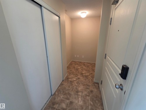 #223 1180 Hyndman Rd Nw, Edmonton, AB - Indoor Photo Showing Other Room