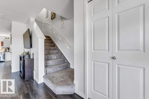 9445 Colak Lane Sw, Edmonton, AB - Indoor Photo Showing Other Room