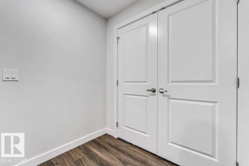 9445 Colak Lane Sw, Edmonton, AB - Indoor Photo Showing Other Room