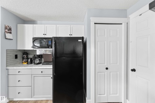 #11 1179 Summerside Dr Sw, Edmonton, AB - Indoor Photo Showing Kitchen