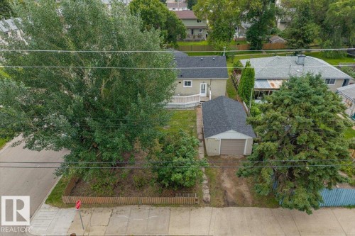 10415 98 Avenue, Fort Saskatchewan, AB - Outdoor