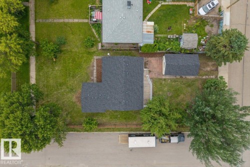 10415 98 Avenue, Fort Saskatchewan, AB - Outdoor