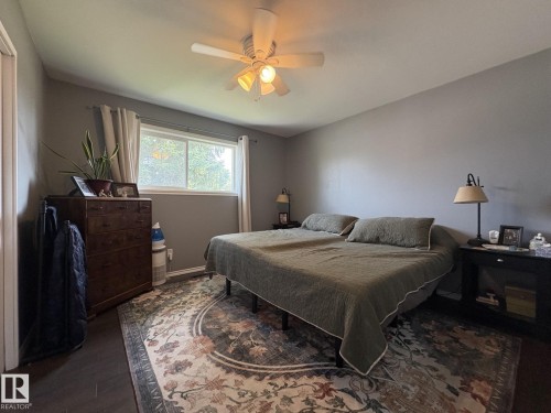 10216 108 Avenue, Westlock, AB - Indoor Photo Showing Bedroom
