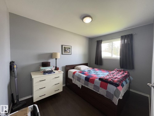 10216 108 Avenue, Westlock, AB - Indoor Photo Showing Bedroom