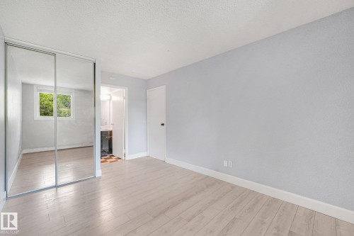 #302 9916 113 St Nw, Edmonton, AB - Indoor Photo Showing Other Room