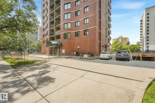 #302 9916 113 St Nw, Edmonton, AB - Outdoor