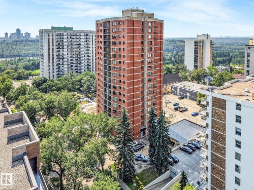 #302 9916 113 St Nw, Edmonton, AB - Outdoor