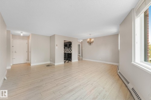 #302 9916 113 St Nw, Edmonton, AB - Indoor