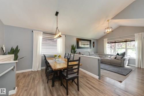 7904 13 Avenue Sw, Edmonton, AB - Indoor