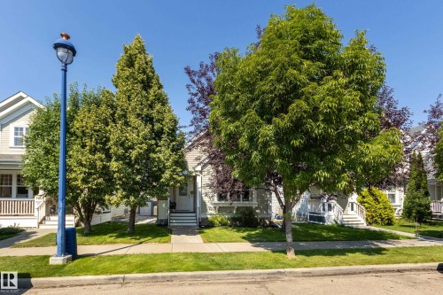 7904 13 Avenue Sw, Edmonton, AB - Outdoor