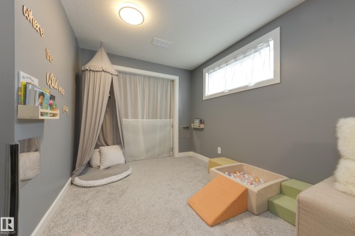 7904 13 Avenue Sw, Edmonton, AB - Indoor Photo Showing Other Room