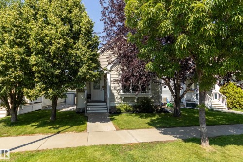 7904 13 Avenue Sw, Edmonton, AB - Outdoor
