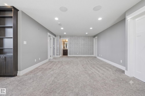 1305 Hainstock Way Sw, Edmonton, AB - Indoor Photo Showing Other Room