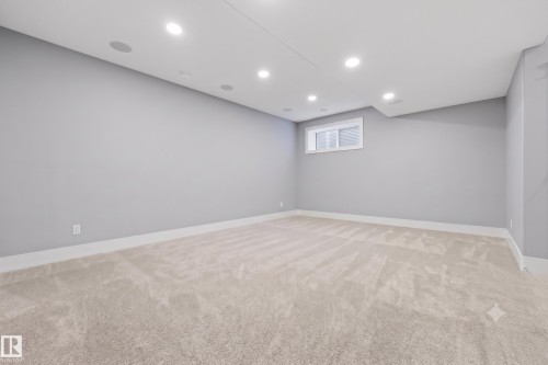 1305 Hainstock Way Sw, Edmonton, AB - Indoor Photo Showing Other Room