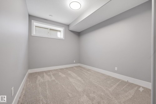 1305 Hainstock Way Sw, Edmonton, AB - Indoor Photo Showing Other Room