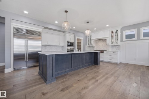 1305 Hainstock Way Sw, Edmonton, AB - Indoor Photo Showing Kitchen With Upgraded Kitchen