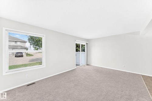 #93 230 Edwards Dr Sw, Edmonton, AB - Indoor Photo Showing Other Room