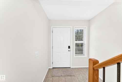 #93 230 Edwards Dr Sw, Edmonton, AB - Indoor Photo Showing Other Room
