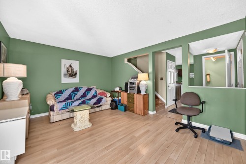 14029 30 Street Nw, Edmonton, AB - Indoor Photo Showing Bedroom