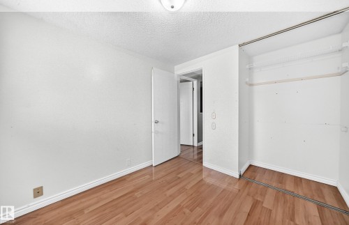 14029 30 Street Nw, Edmonton, AB - Indoor Photo Showing Other Room