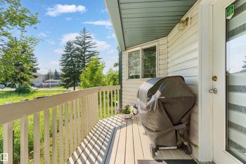 15817 102 Avenue Nw, Edmonton, AB - Outdoor With Exterior