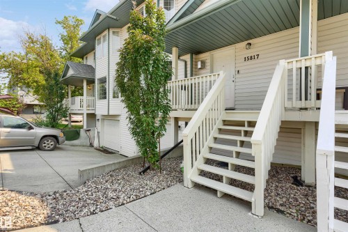 15817 102 Avenue Nw, Edmonton, AB - Outdoor