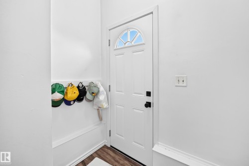 9824 171 Avenue Nw, Edmonton, AB - Indoor Photo Showing Other Room