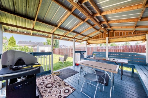 9824 171 Avenue Nw, Edmonton, AB - Indoor