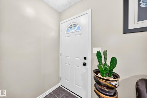9824 171 Avenue Nw, Edmonton, AB - Indoor Photo Showing Other Room