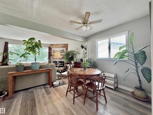 119 Garland Crescent, Sherwood Park, AB - Indoor Photo Showing Dining Room