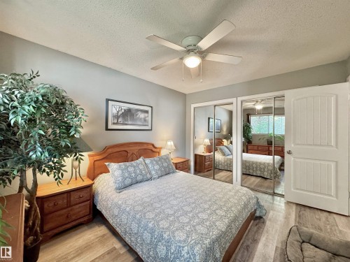 119 Garland Crescent, Sherwood Park, AB - Indoor Photo Showing Bedroom