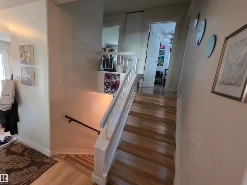 38 Greenwood Drive, Spruce Grove, AB - Indoor Photo Showing Other Room