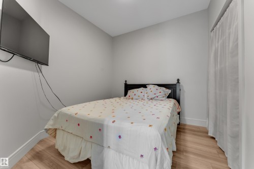 3811 42 Avenue, Beaumont, AB - Indoor Photo Showing Bedroom