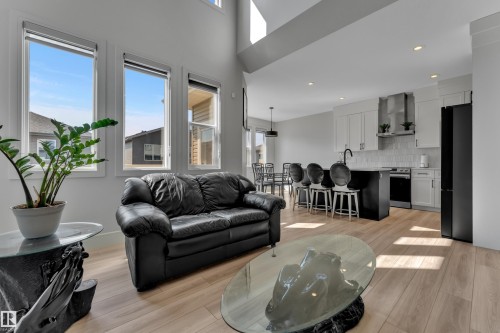 3811 42 Avenue, Beaumont, AB - Indoor Photo Showing Living Room