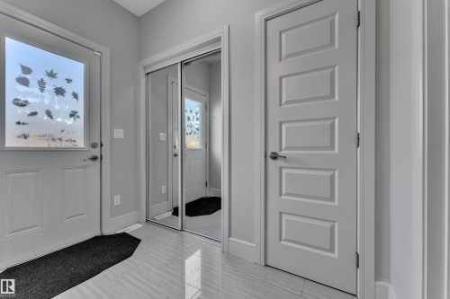 2604 20 Avenue Nw, Edmonton, AB - Indoor Photo Showing Other Room