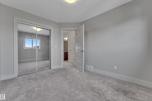 2604 20 Avenue Nw, Edmonton, AB - Indoor Photo Showing Other Room