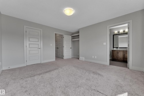 2604 20 Avenue Nw, Edmonton, AB - Indoor
