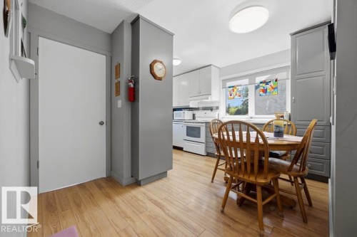 9823 151 Street Nw, Edmonton, AB - Indoor