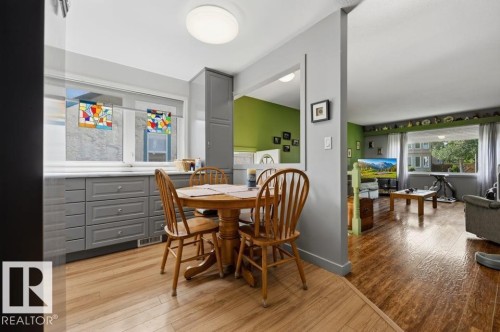 9823 151 Street Nw, Edmonton, AB - Indoor Photo Showing Other Room