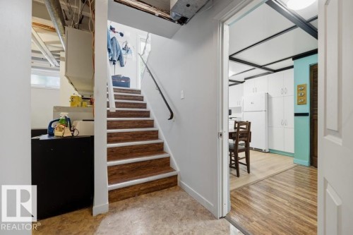 9823 151 Street Nw, Edmonton, AB - Indoor Photo Showing Other Room