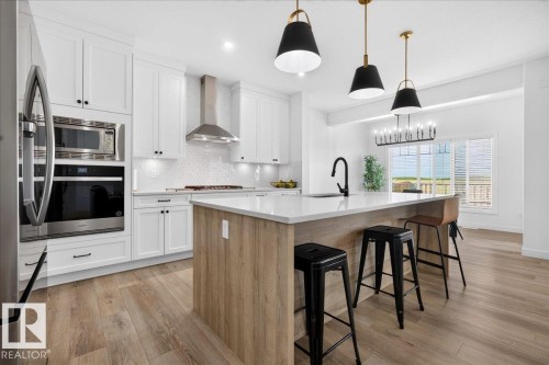 52 Edgefield Way, St. Albert, AB - Indoor Photo Showing Kitchen With Upgraded Kitchen