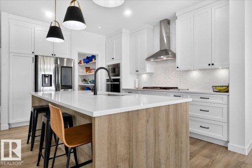 52 Edgefield Way, St. Albert, AB - Indoor Photo Showing Kitchen With Upgraded Kitchen