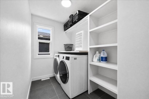 52 Edgefield Way, St. Albert, AB - Indoor Photo Showing Laundry Room