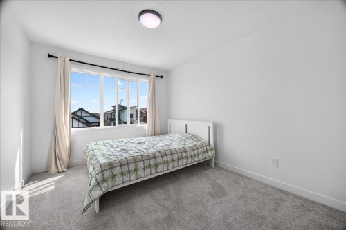52 Edgefield Way, St. Albert, AB - Indoor Photo Showing Bedroom