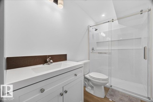 52 Edgefield Way, St. Albert, AB - Indoor Photo Showing Bathroom