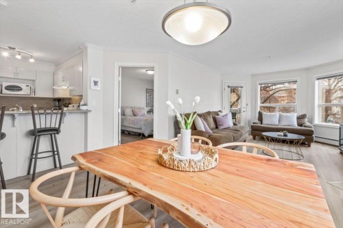 #206 9938 104 St Nw, Edmonton, AB - Indoor